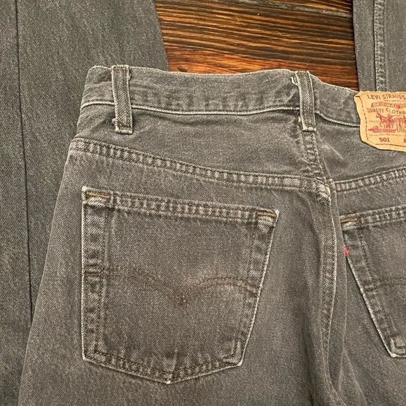 Vintage 501 Levi Denim, 30x32, THE DREAM JEAN - Picture 5 of 15